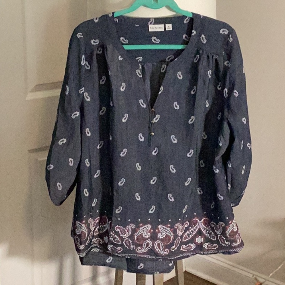 Black Paisley Women's Top